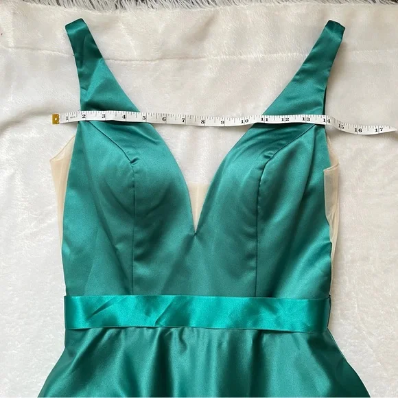 Ashley & Justin Bridesmaids Emerald Green Satin Formal Ball Gown Size 6 NWT Lace - Picture 11 of 15